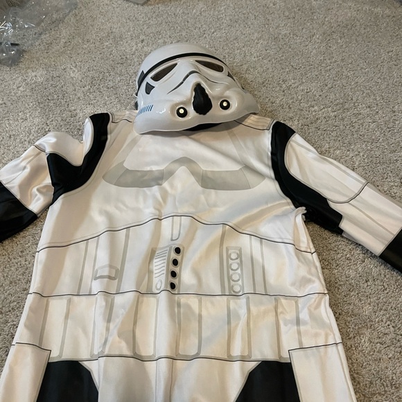 Star Wars Stormtrooper costume with mask - Picture 4 of 13